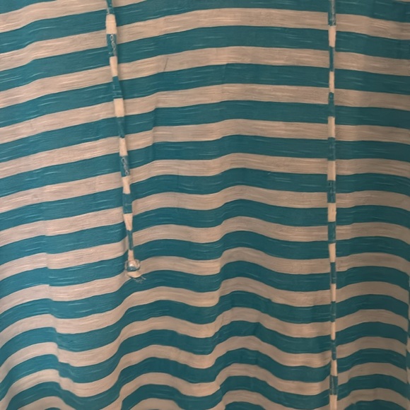 Mandees White and Blue Loose Beach Summer Cover Up Top - Medium - Picture 3 of 5